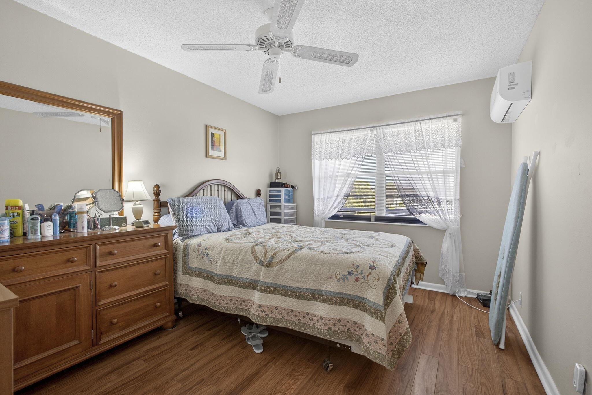 BEDFORD CONDO - Residential