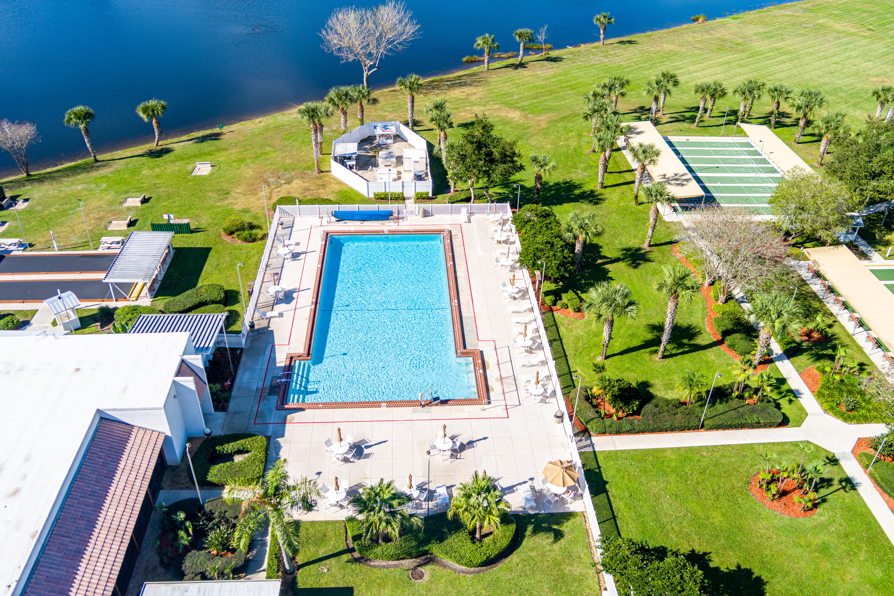 SPANISH LAKES FAIRWAYS NE PHASE - Residential