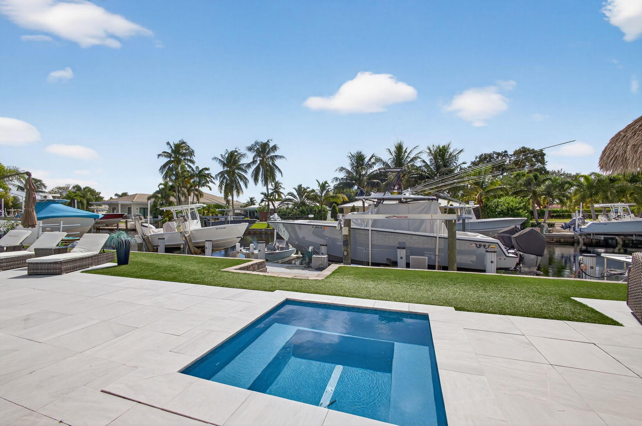 COUNTRY CLUB POINT - Residential Lease