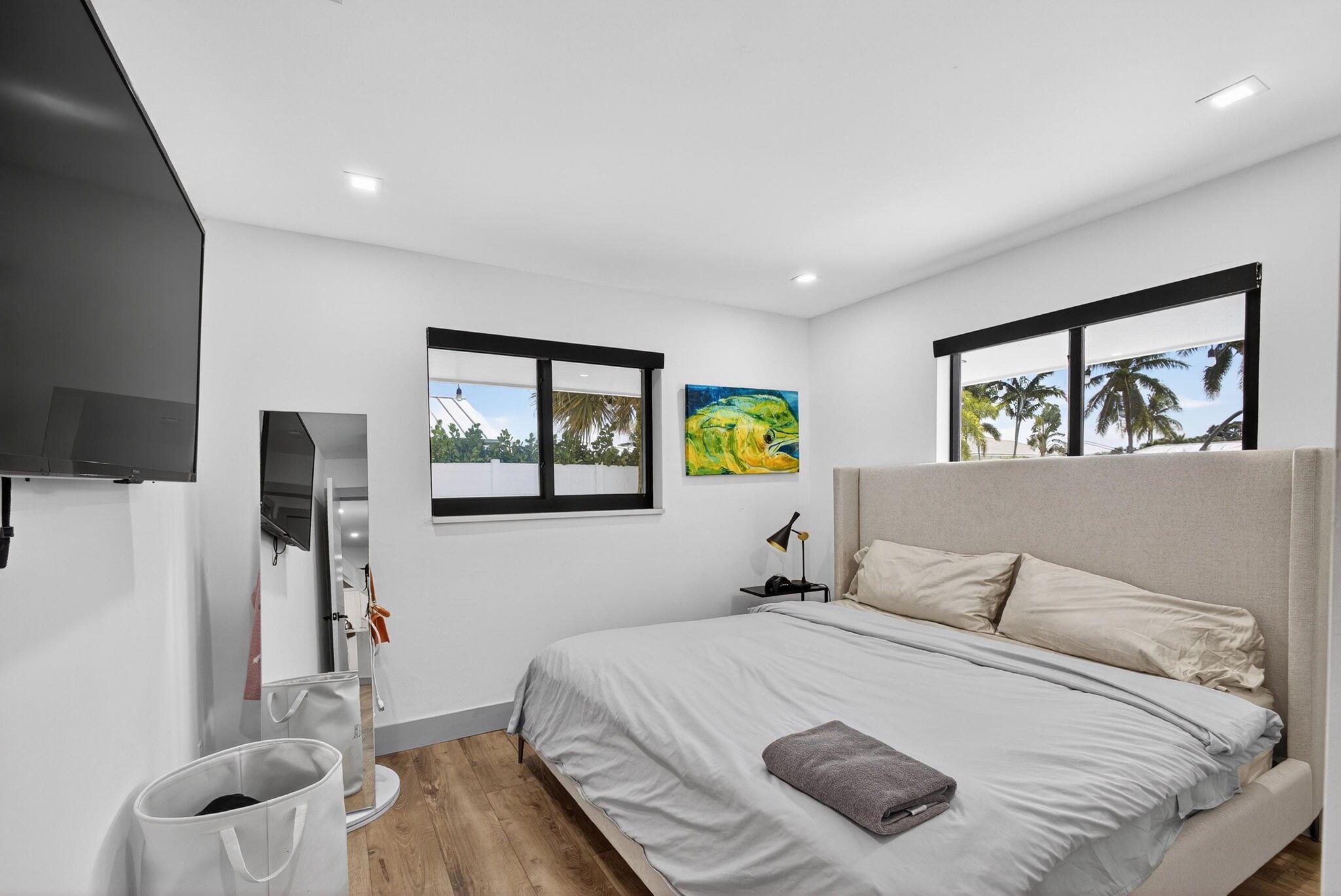 COUNTRY CLUB POINT - Residential Lease