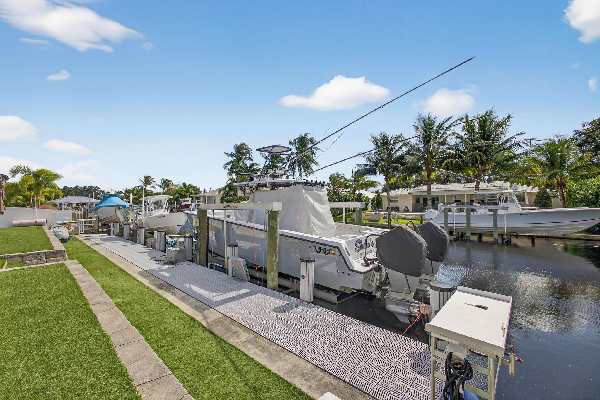 COUNTRY CLUB POINT - Residential Lease