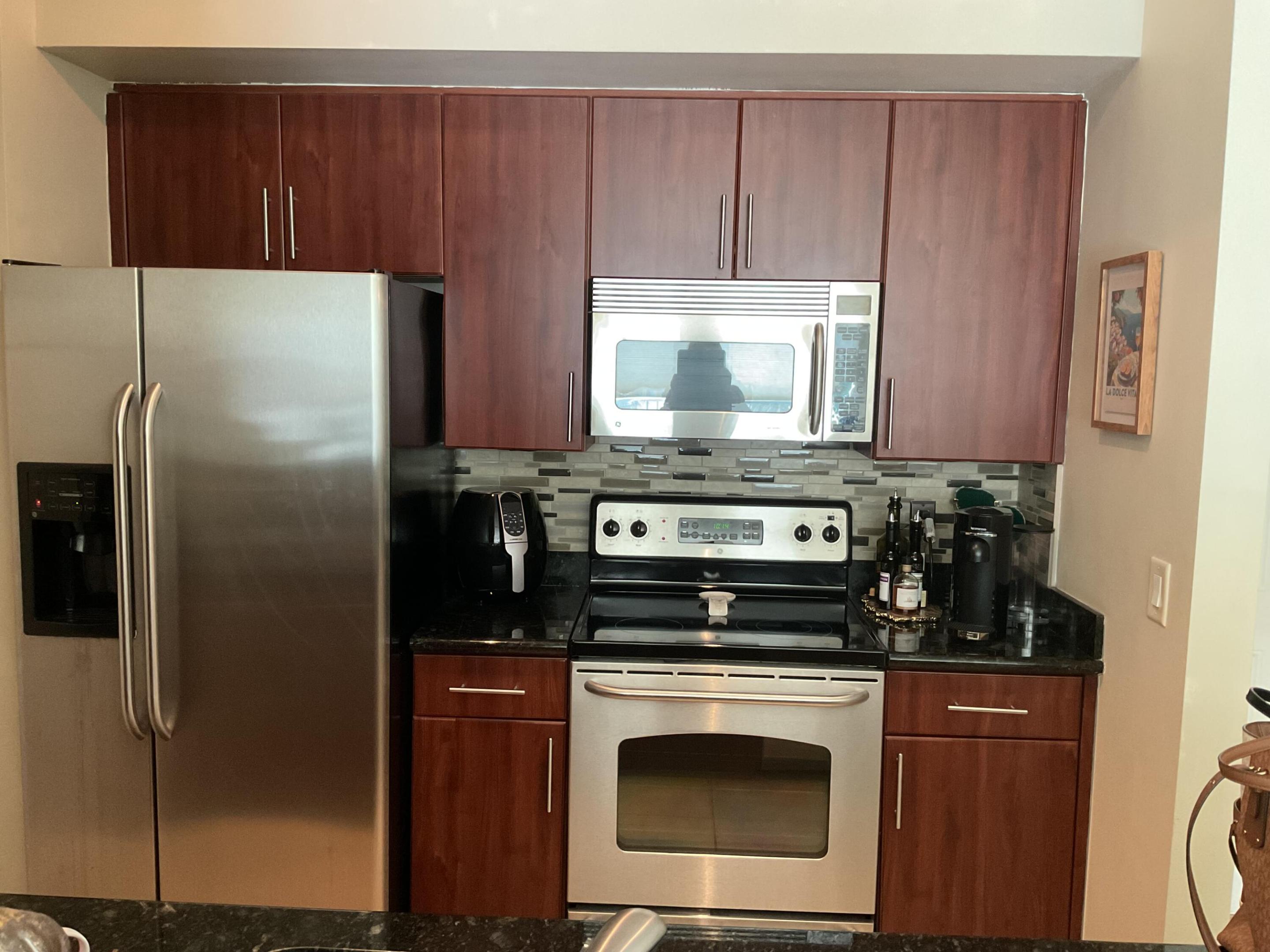2401 NE 65TH Street 508
