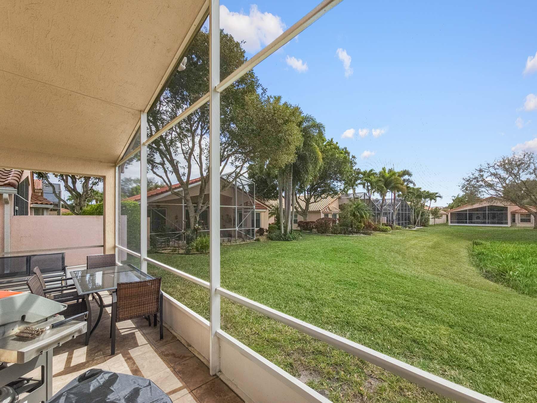 CASCADE LAKES - Residential