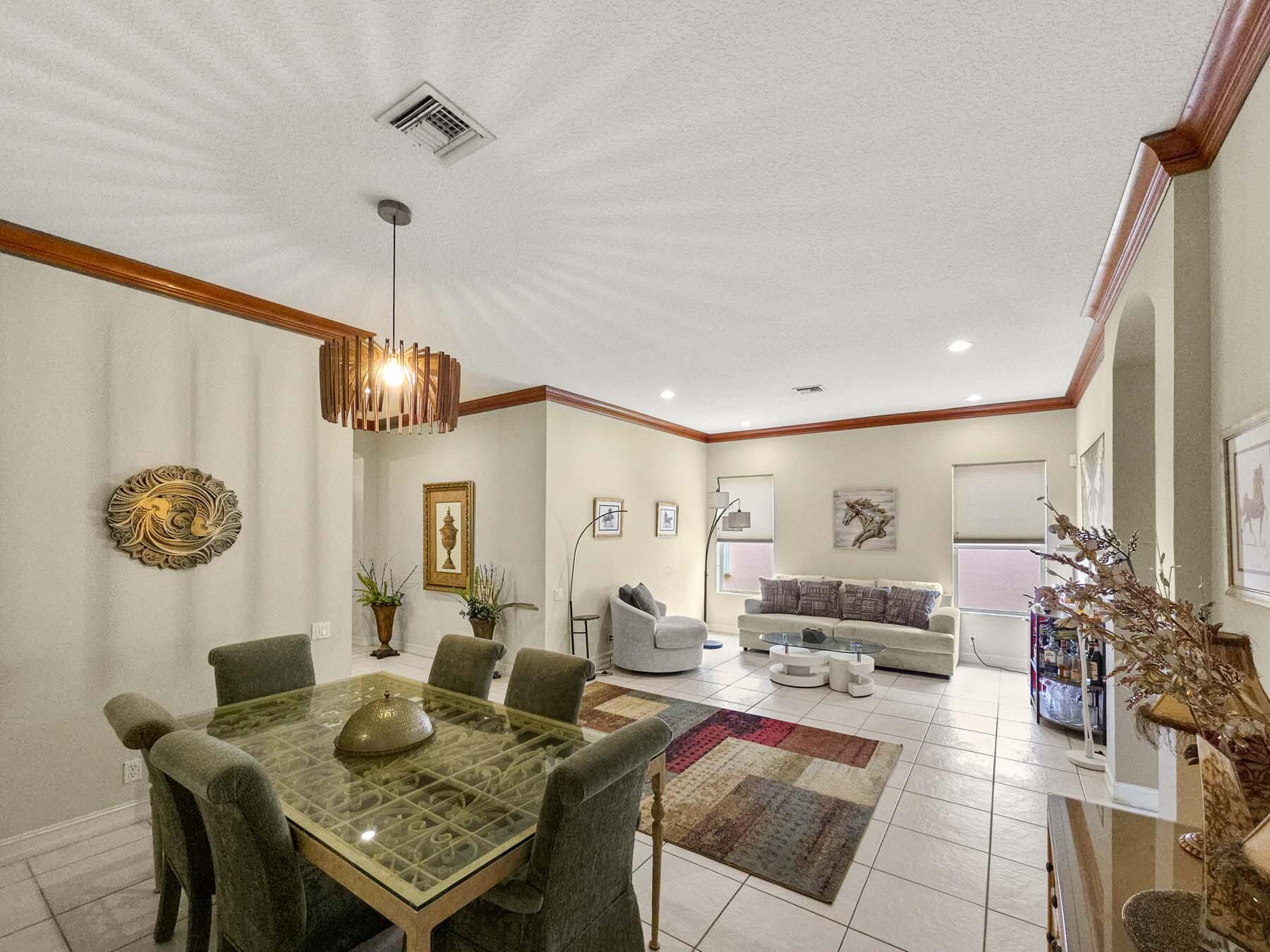 CASCADE LAKES - Residential