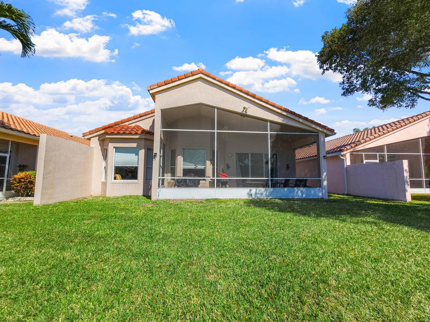 CASCADE LAKES - Residential