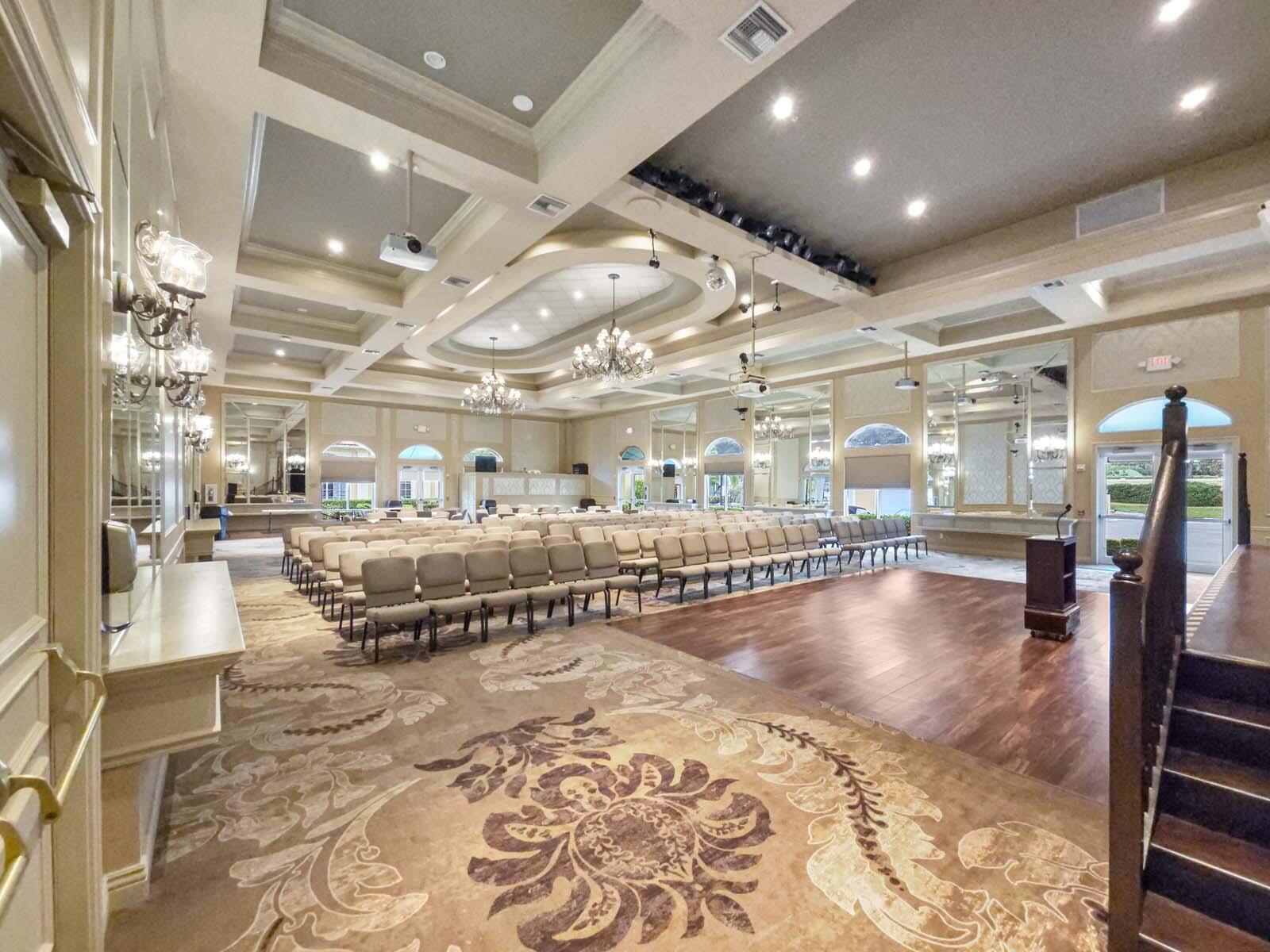 CASCADE LAKES - Residential