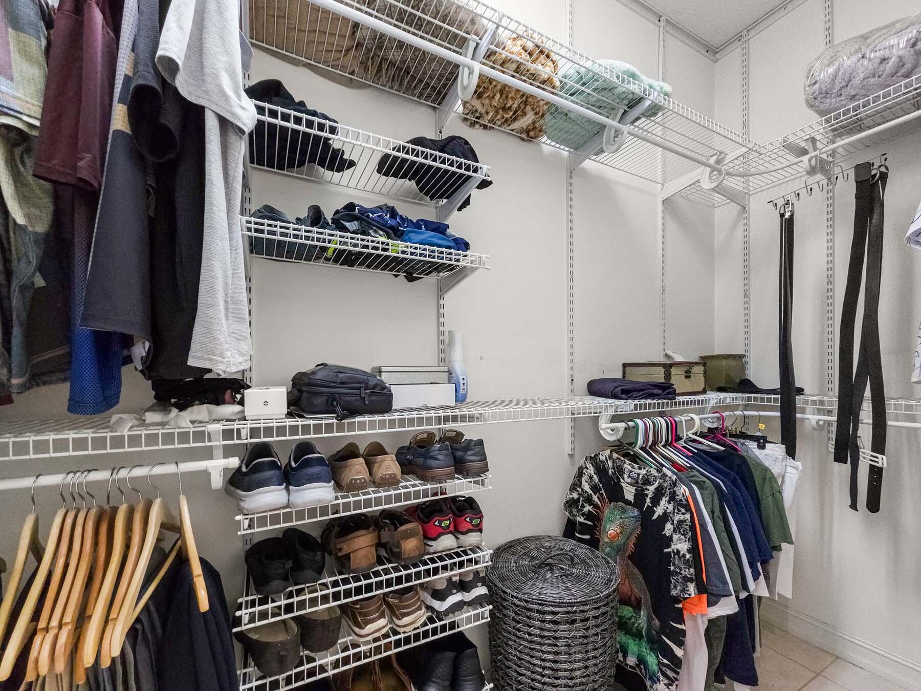 CASCADE LAKES - Residential