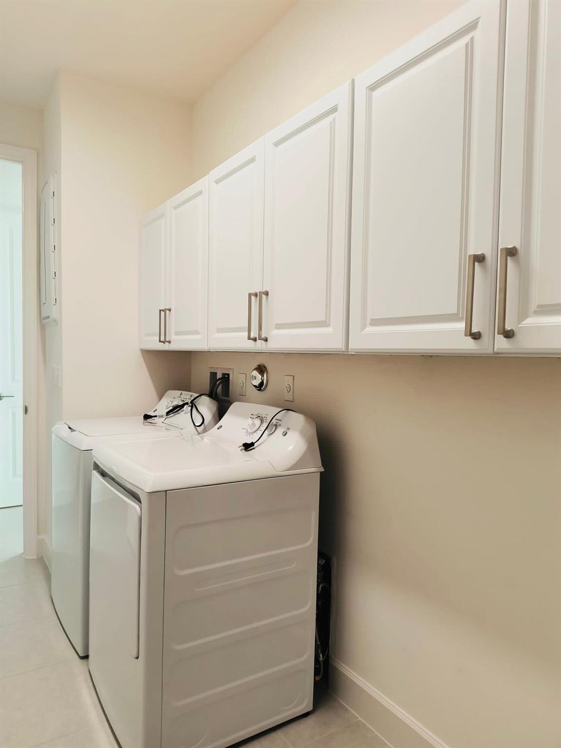 VALENCIA GROVE, RIVERLAND - Residential Lease