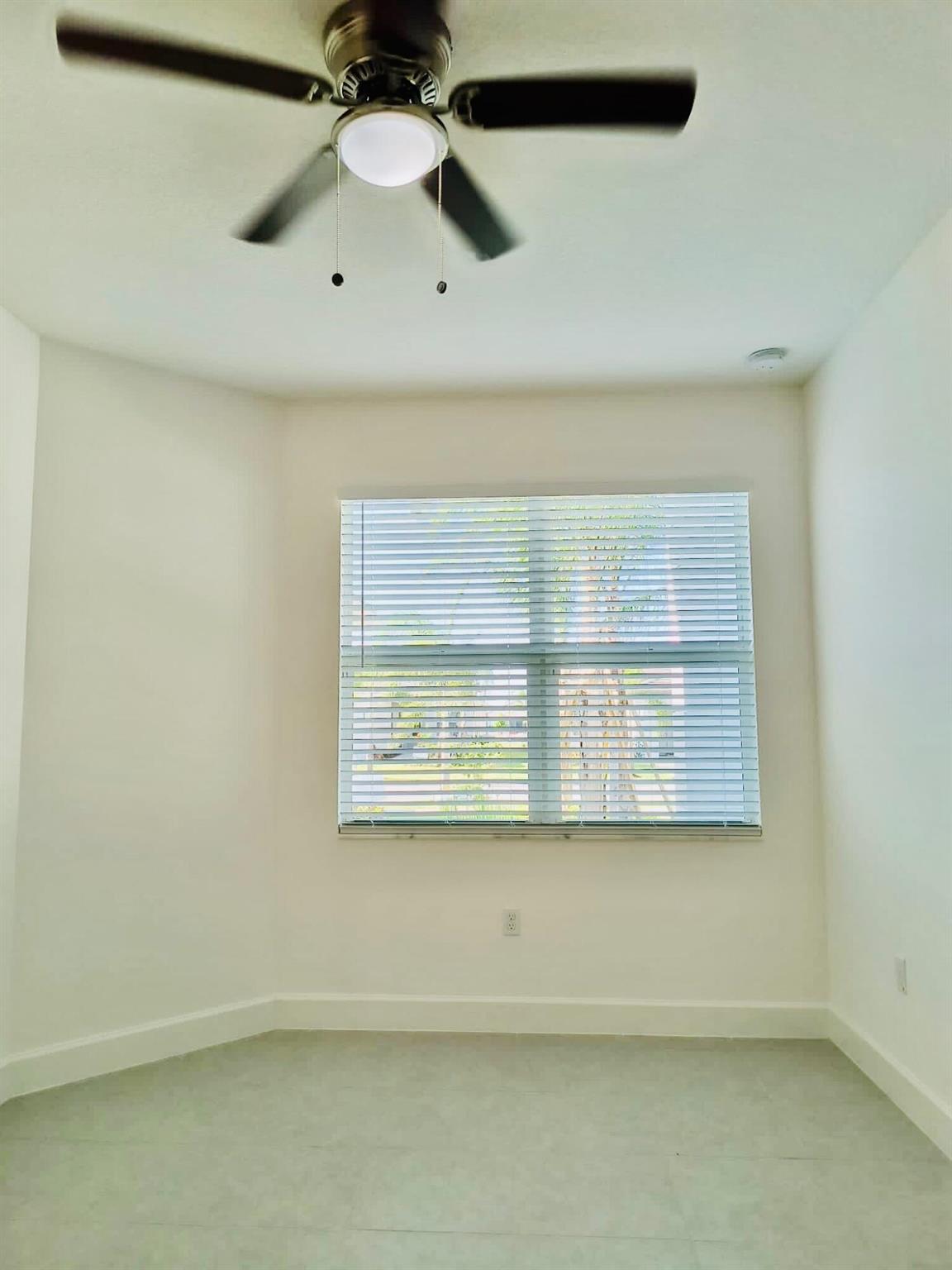 VALENCIA GROVE, RIVERLAND - Residential Lease