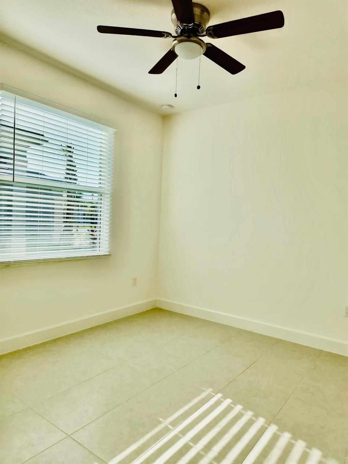 VALENCIA GROVE, RIVERLAND - Residential Lease