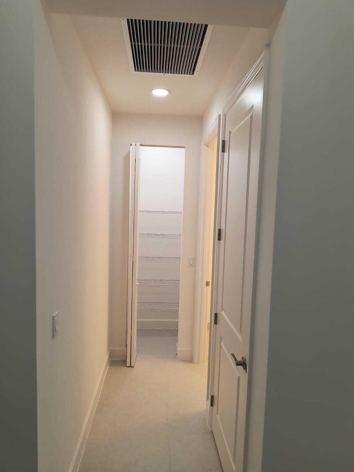 VALENCIA GROVE, RIVERLAND - Residential Lease