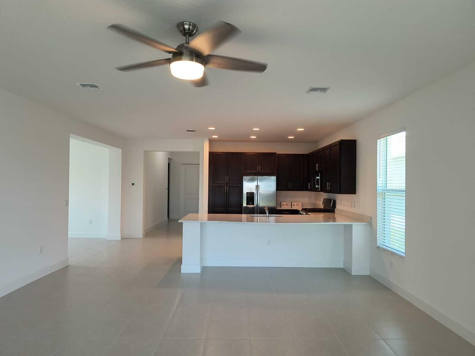 VALENCIA GROVE, RIVERLAND - Residential Lease