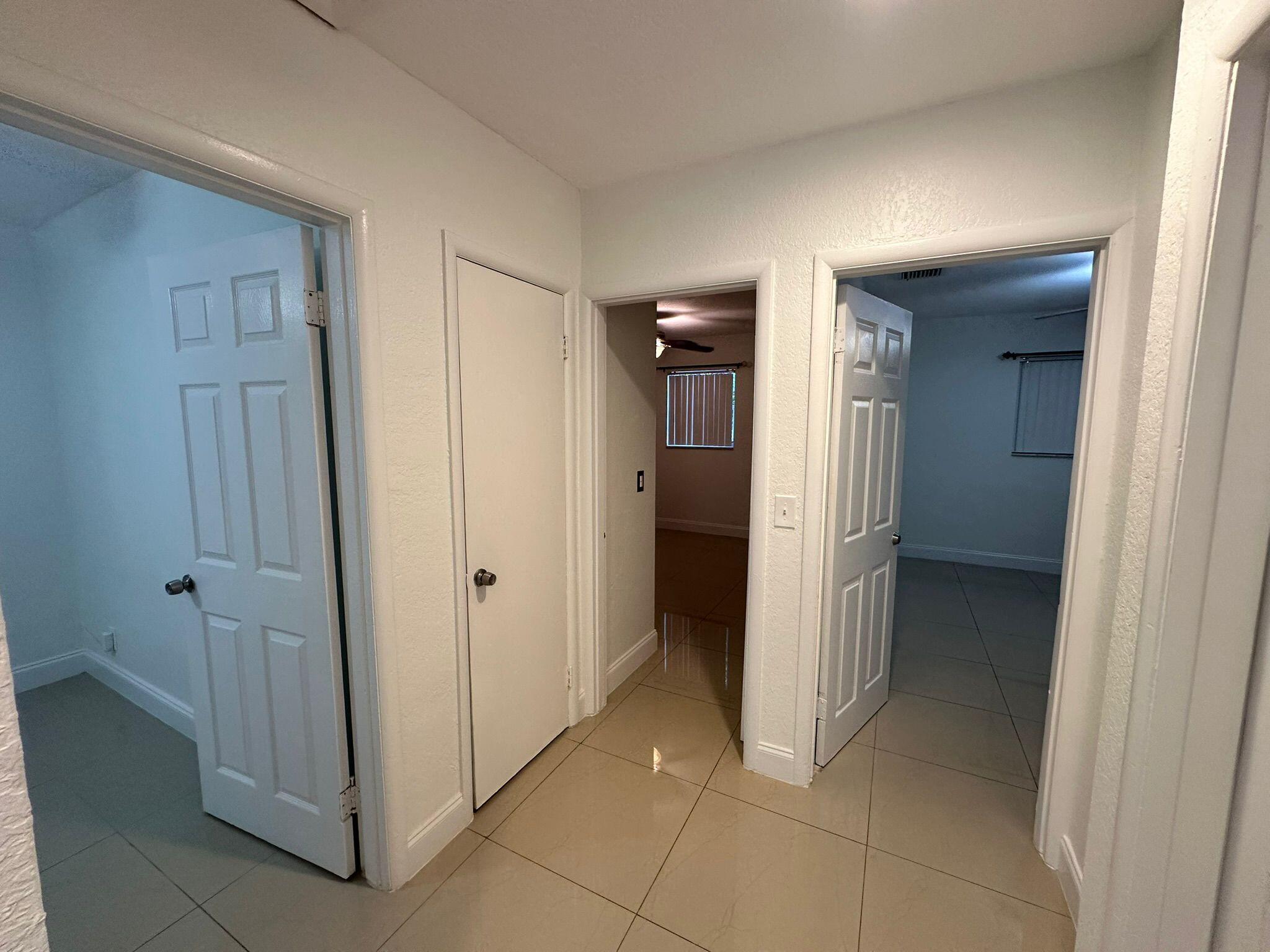 ROLLING GREEN - Residential Lease