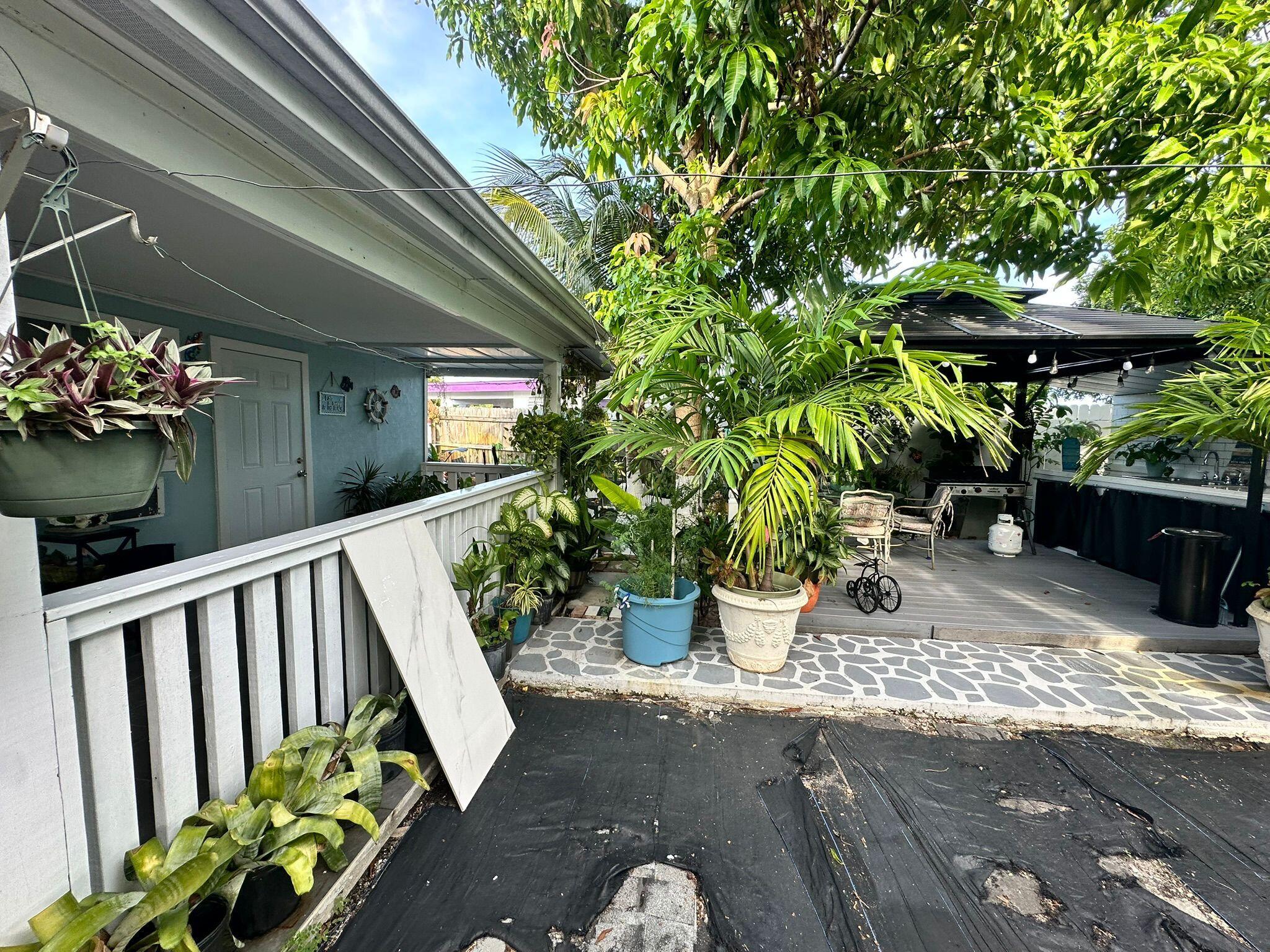 ROLLING GREEN - Residential Lease