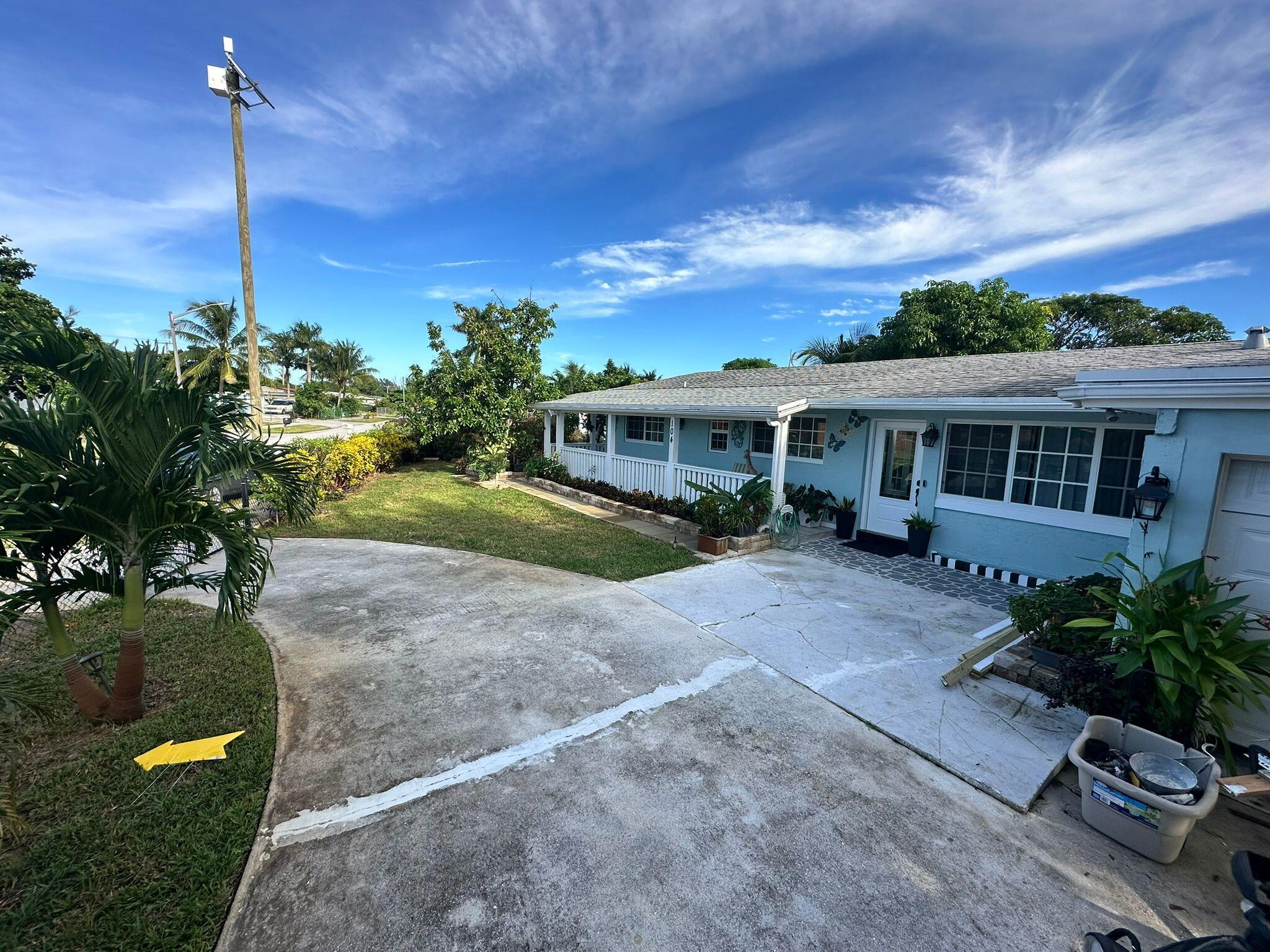 ROLLING GREEN - Residential Lease