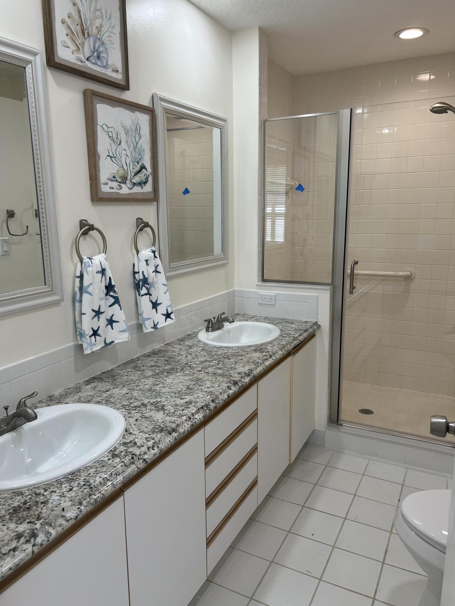 THE LITTLE CLUB CONDO - Residential