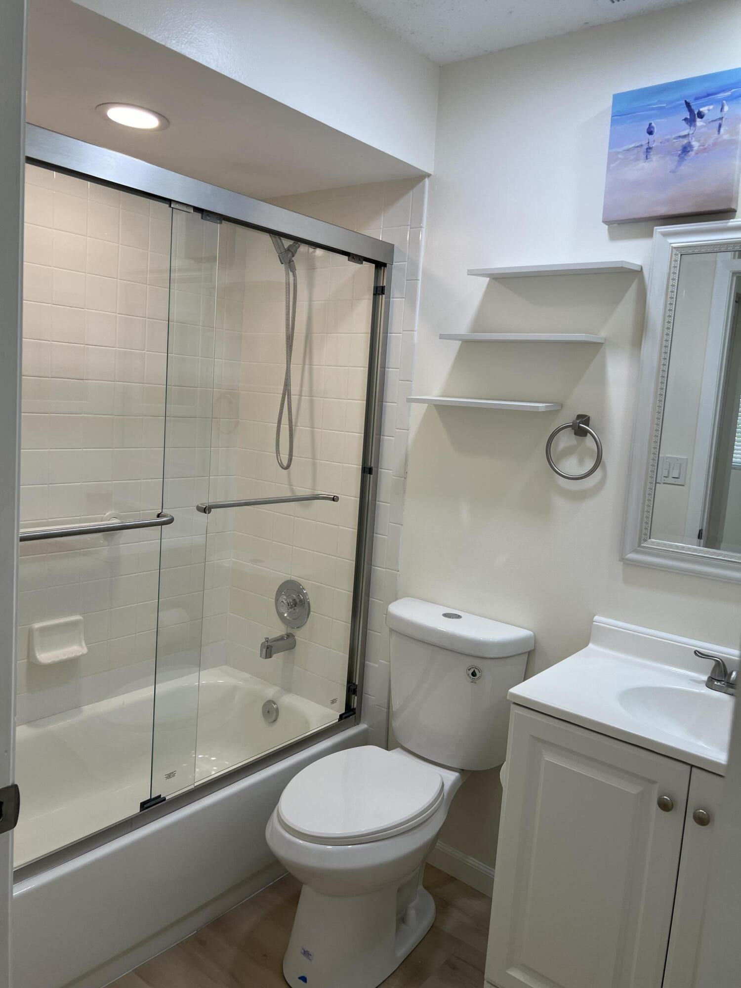 THE LITTLE CLUB CONDO - Residential