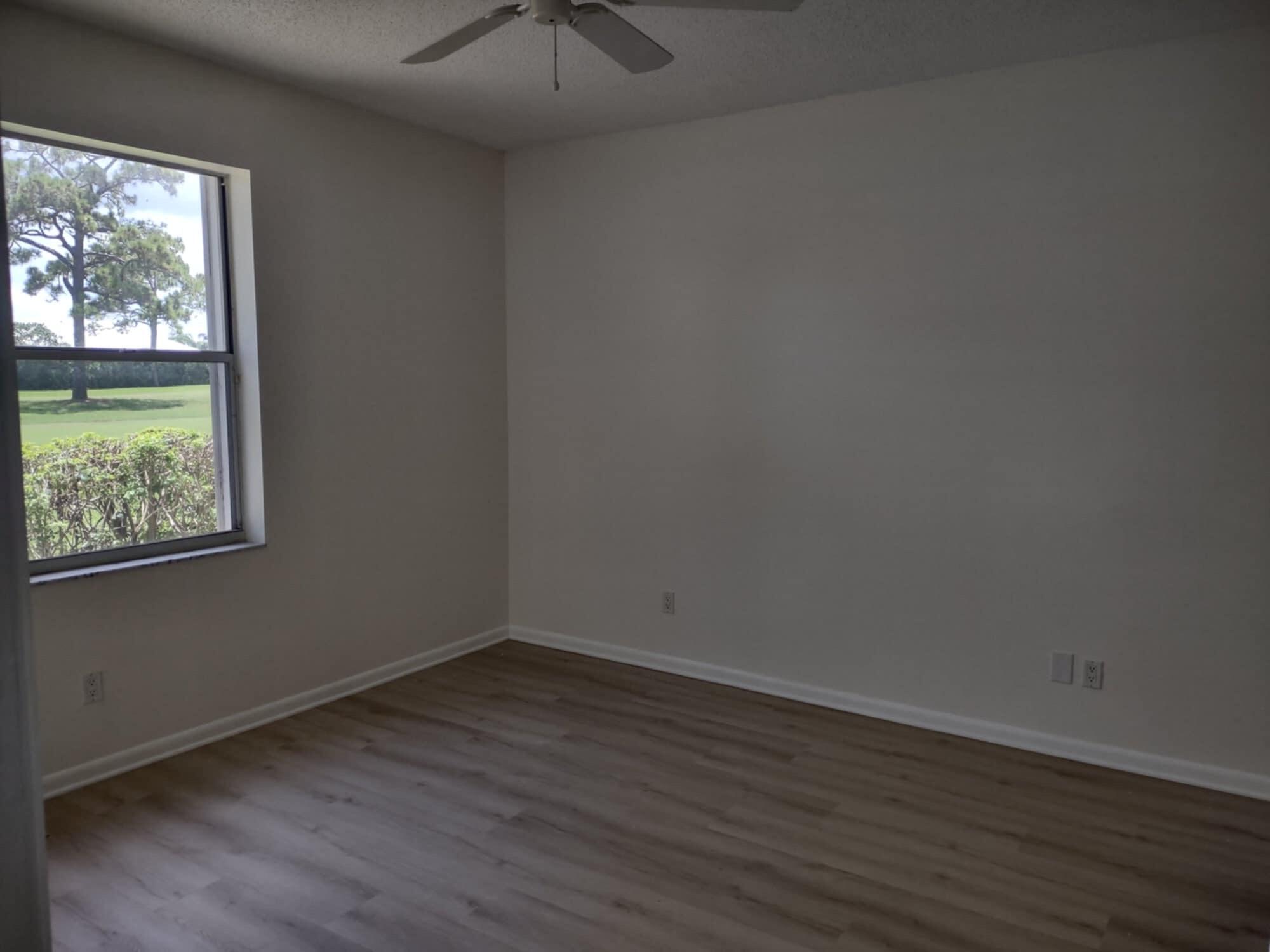 THE LITTLE CLUB CONDO - Residential