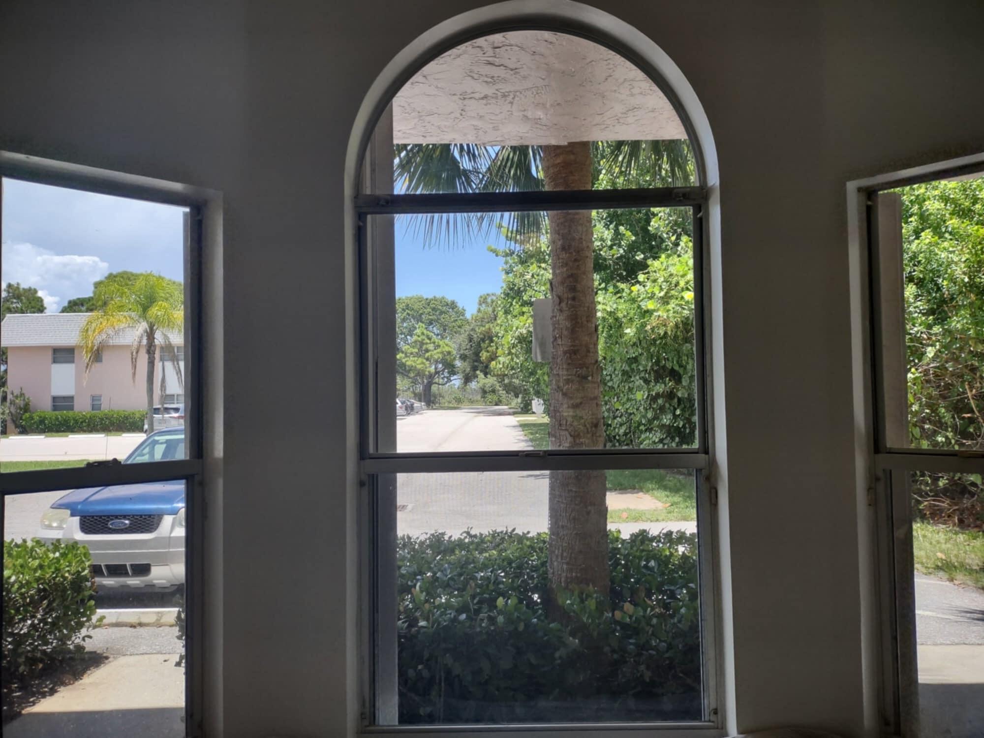 THE LITTLE CLUB CONDO - Residential