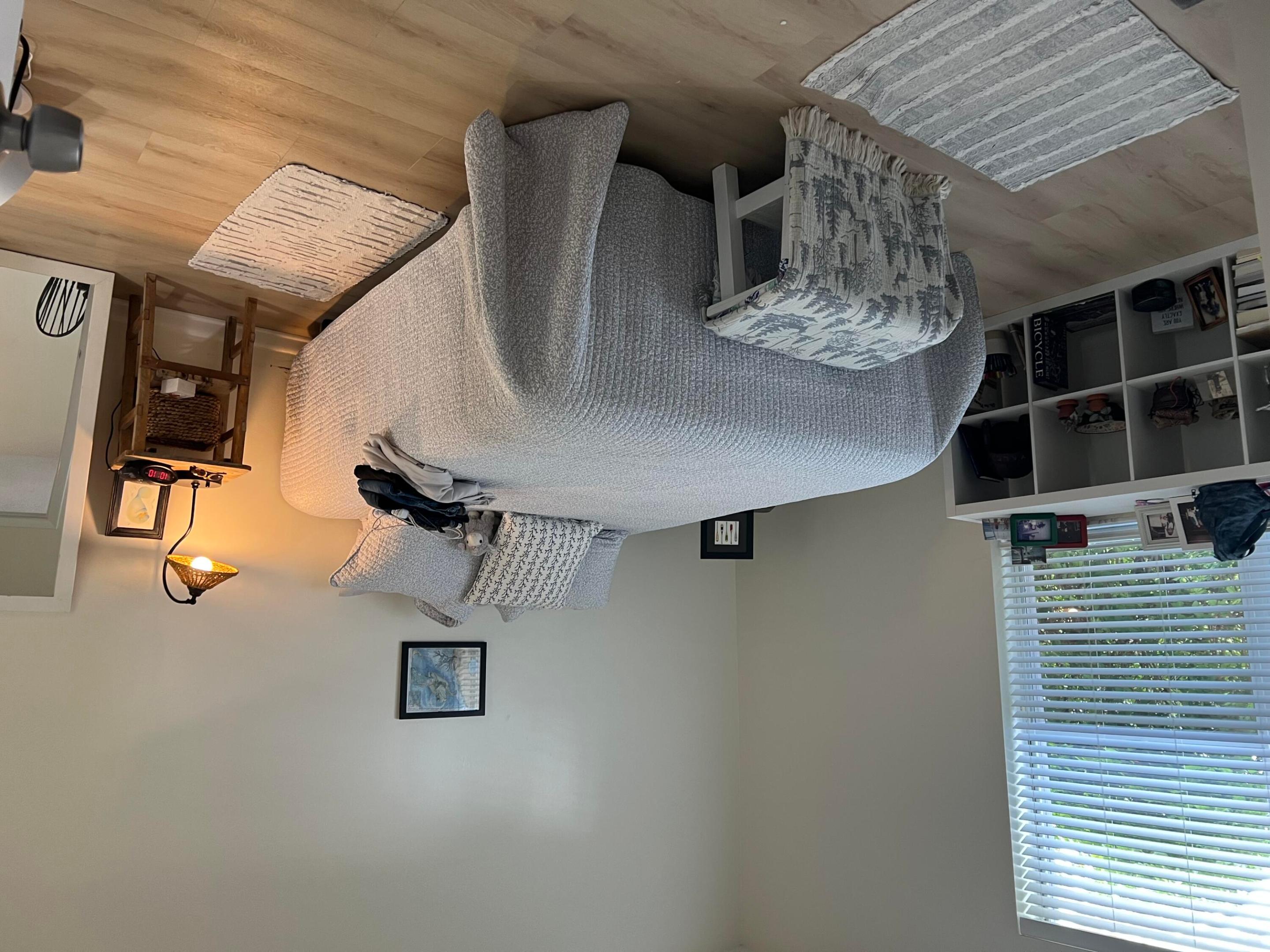 THE LITTLE CLUB CONDO - Residential