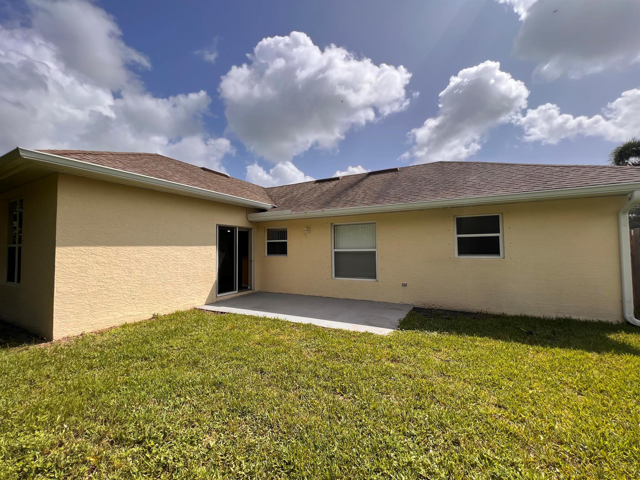 PORT ST LUCIE SECTION  22 - Residential Lease