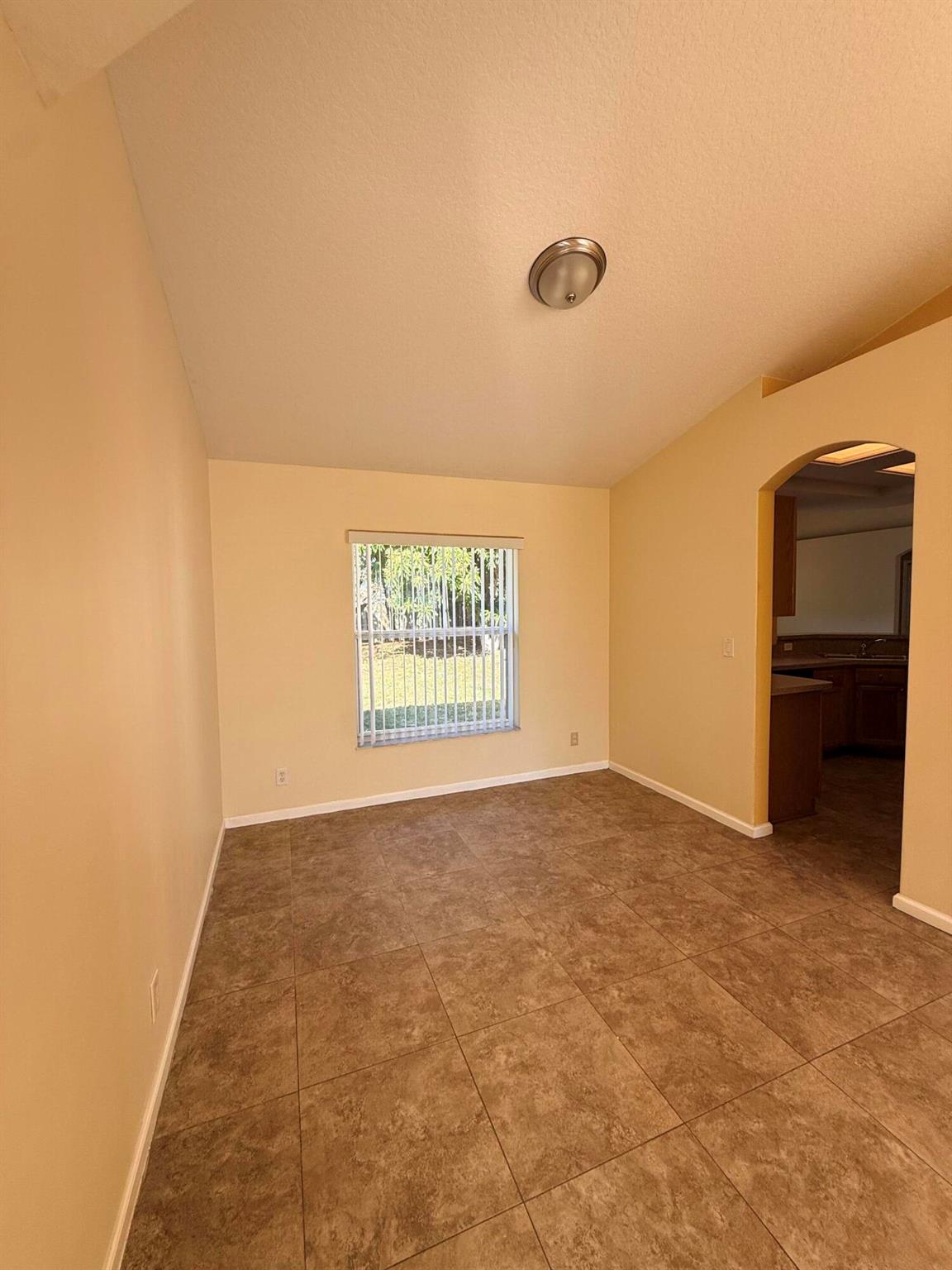 PORT ST LUCIE SECTION  22 - Residential Lease