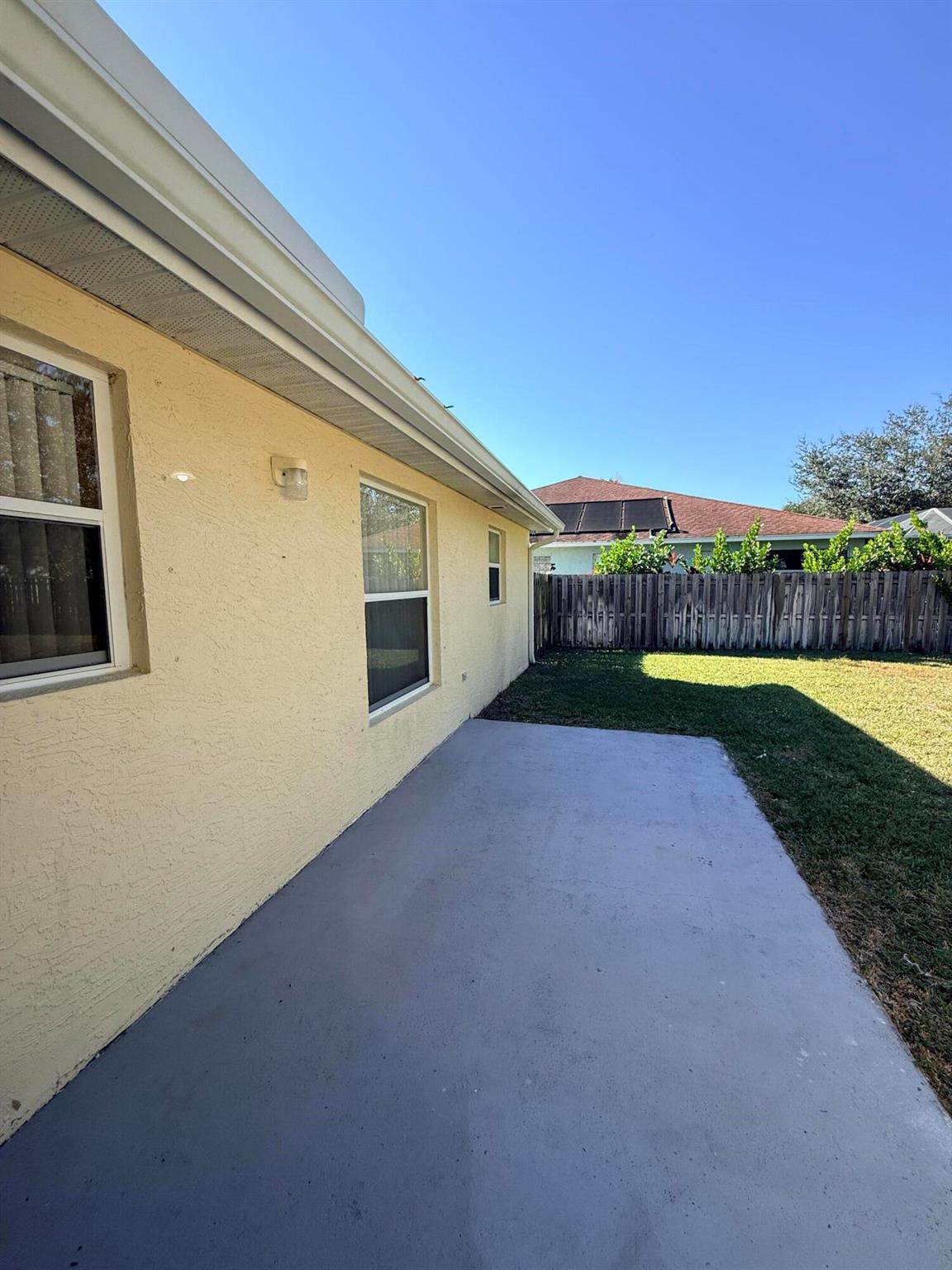 PORT ST LUCIE SECTION  22 - Residential Lease