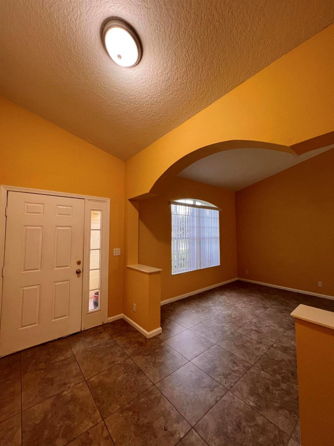 PORT ST LUCIE SECTION  22 - Residential Lease