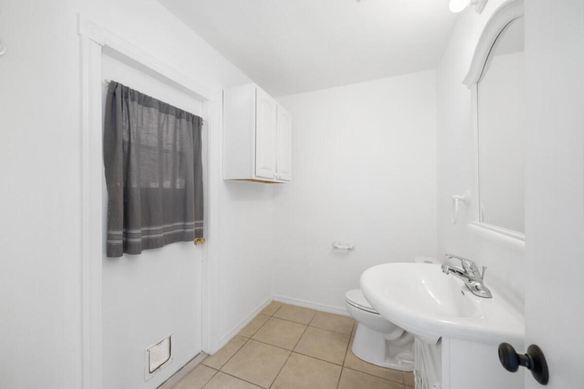 VICTORIA WOODS PL 1 - Residential Lease