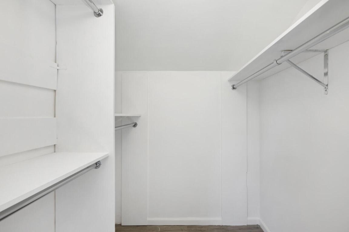 VICTORIA WOODS PL 1 - Residential Lease