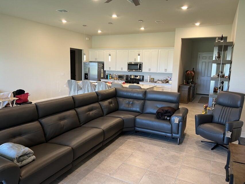 VERANDA PLAT NO 8 VERANDA GARDENS EAST PHASE 2 - Residential