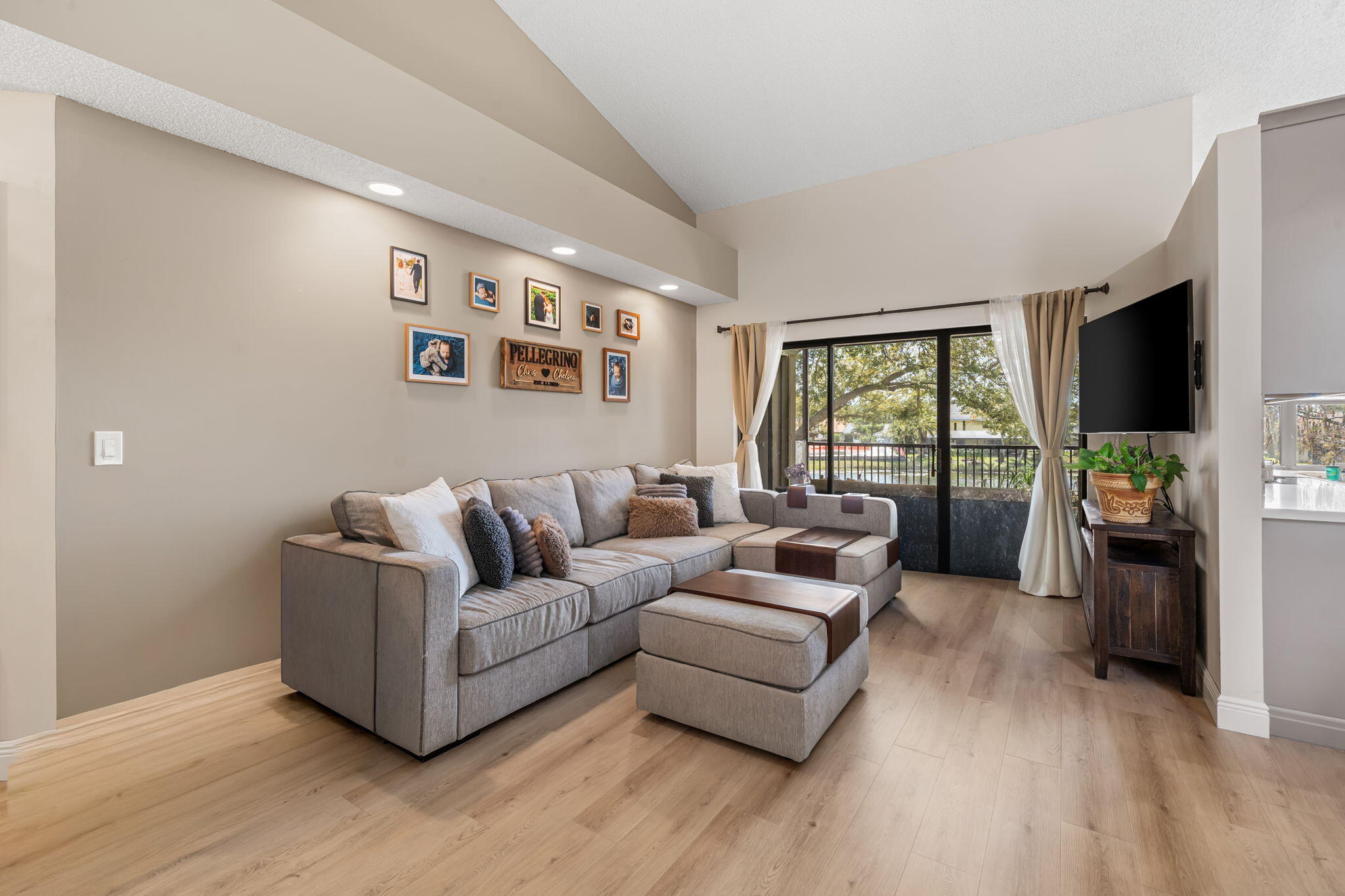 QUAIL RUN CONDO ONE - Residential