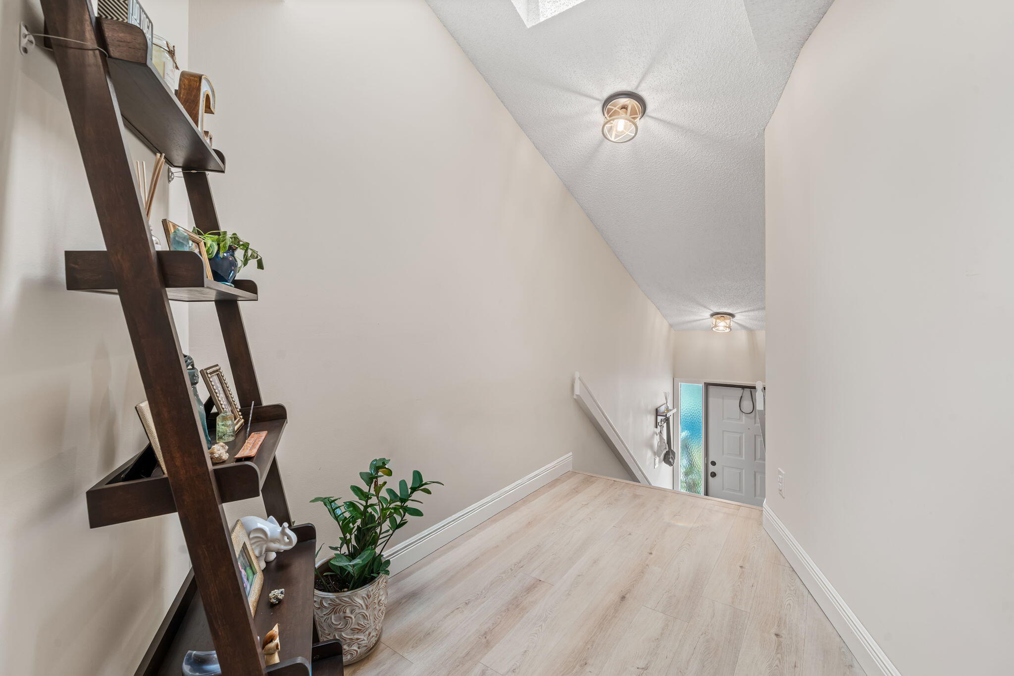 3006 Black Oak Court 3006