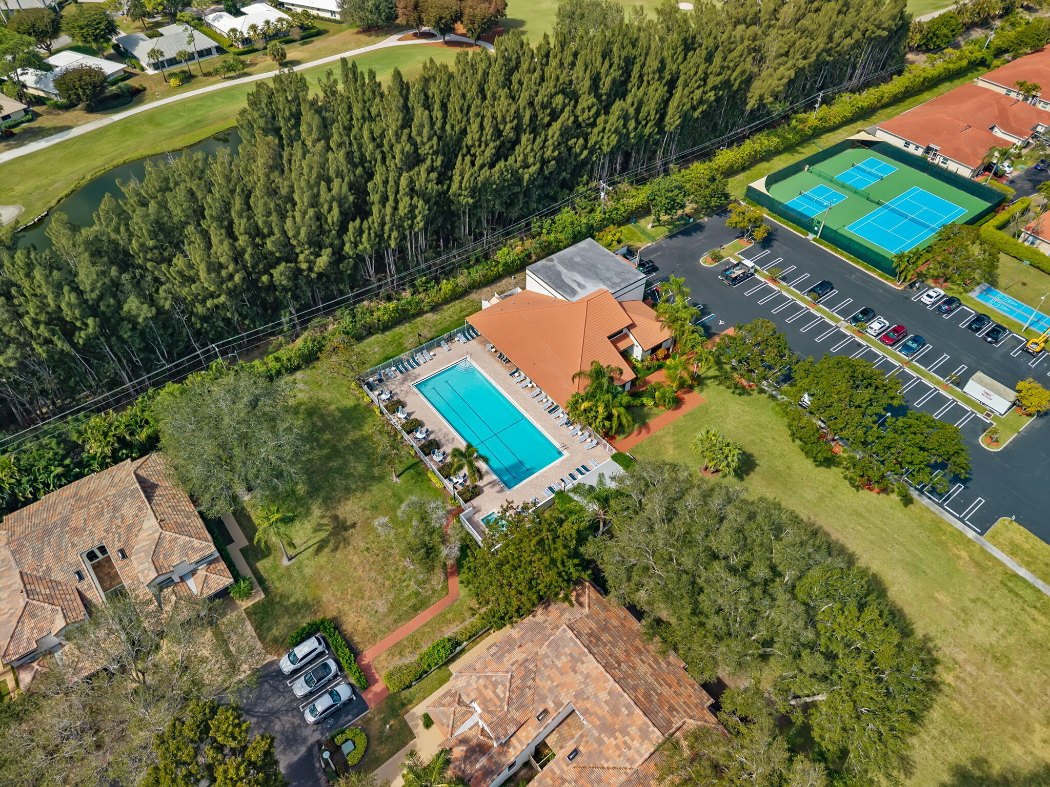 QUAIL RUN CONDO ONE - Residential