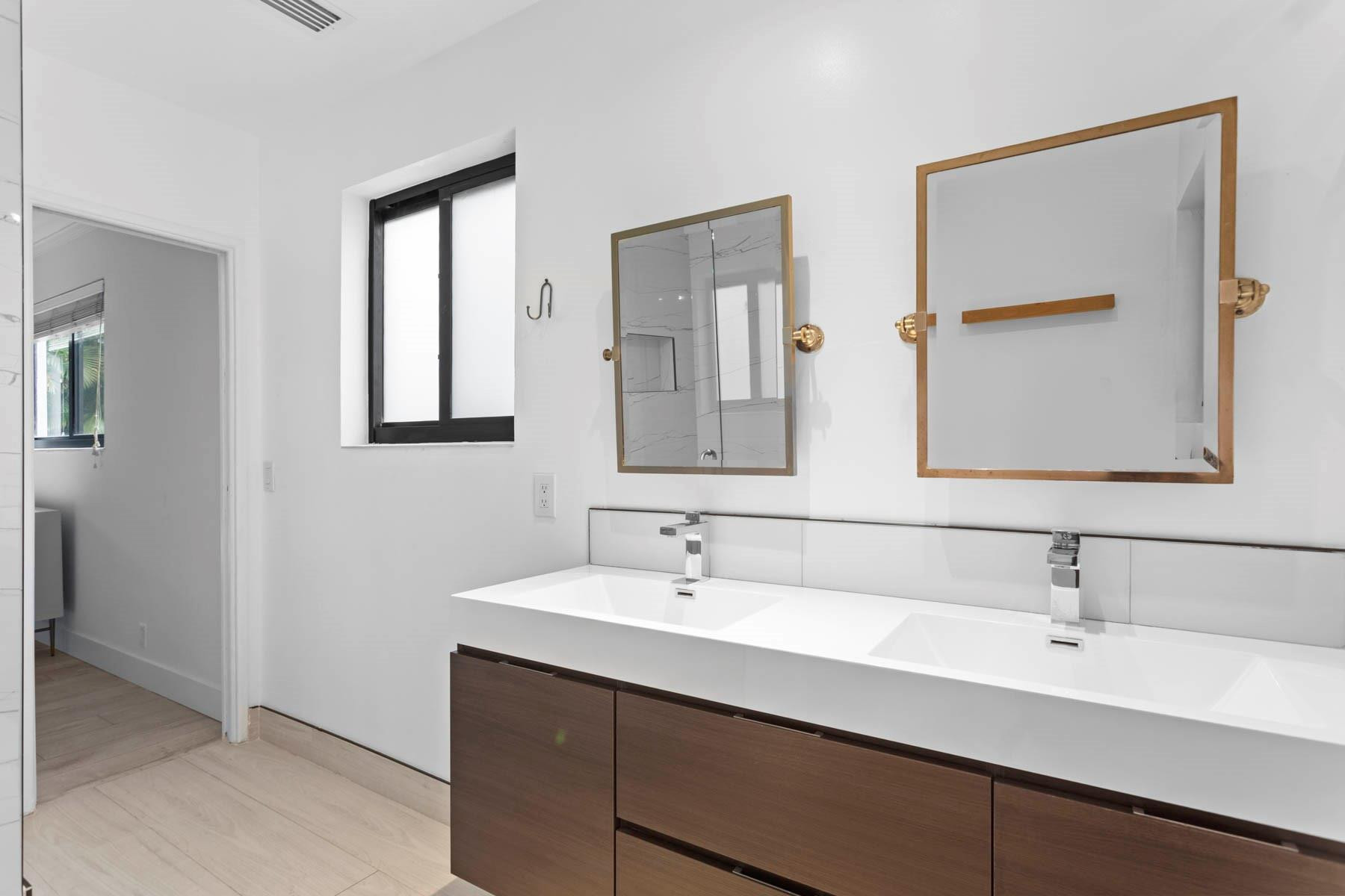 FAIR WAY PARK - Residential