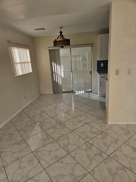 670 SW 28th Ter