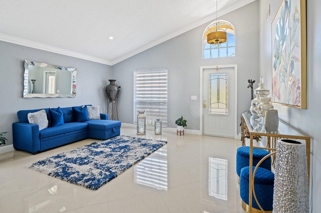 Photo of 39 Teal Way, Boynton Beach, FL 33436 (MLS # F10504143)