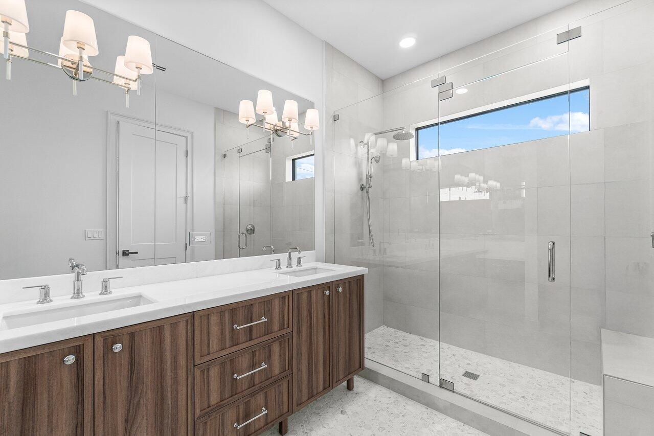 LEWIS SHORE ESTATES 3 - Residential