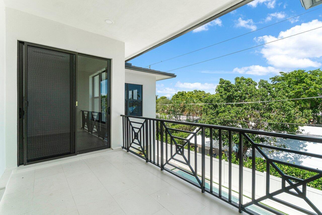 LEWIS SHORE ESTATES 3 - Residential