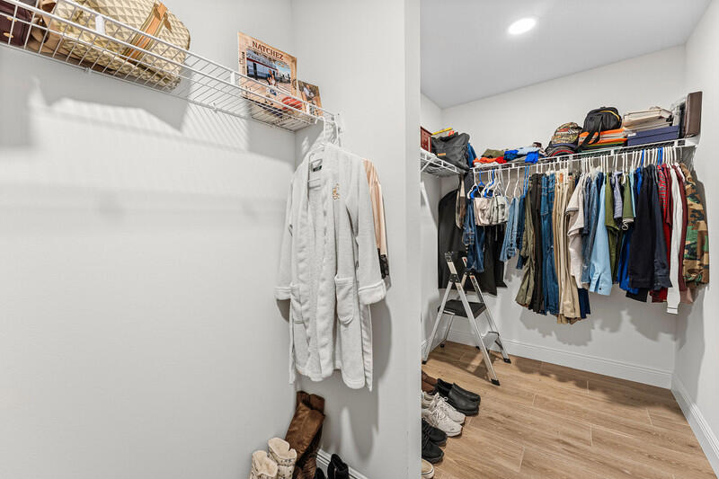 The Acreage - Residential