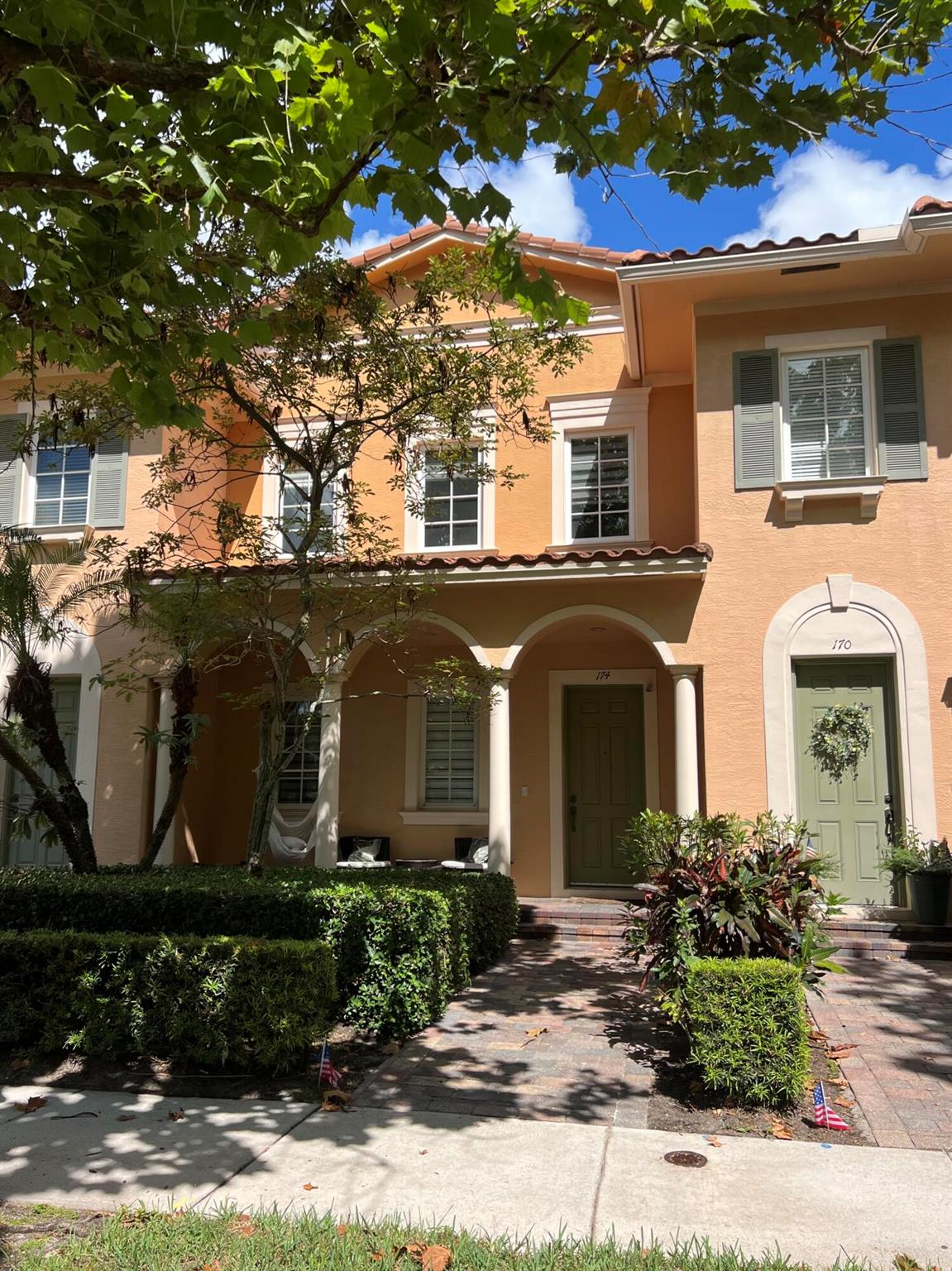Don't miss this rarely available 2-bedroom, 2.5-bath townhouse in the highly desirable Canterbury Place neighborhood of Abacoa. Ideally situated on a quiet street in the heart of Jupiter, this is the perfect winter retreat to call home.The main level offers a spacious layout with tile flooring, an upgraded kitchen featuring granite countertops and top-of-the-line Viking appliances, and a convenient half bathroom. Upstairs, you'll find two generously sized bedrooms, each with its own bathroom, as well as wood flooring and ample closet space. The primary suite includes a generous bathroom with a soaking tub and separate shower.Step outside to your private, fully enclosed patio--complete with a grill--perfect for enjoying the Florida weather. Additional highlights include a newer