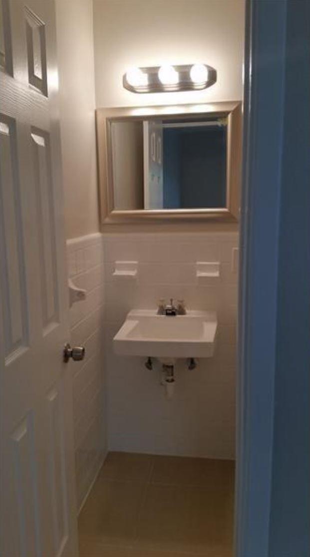 VICTORIA PARK - Residential Lease