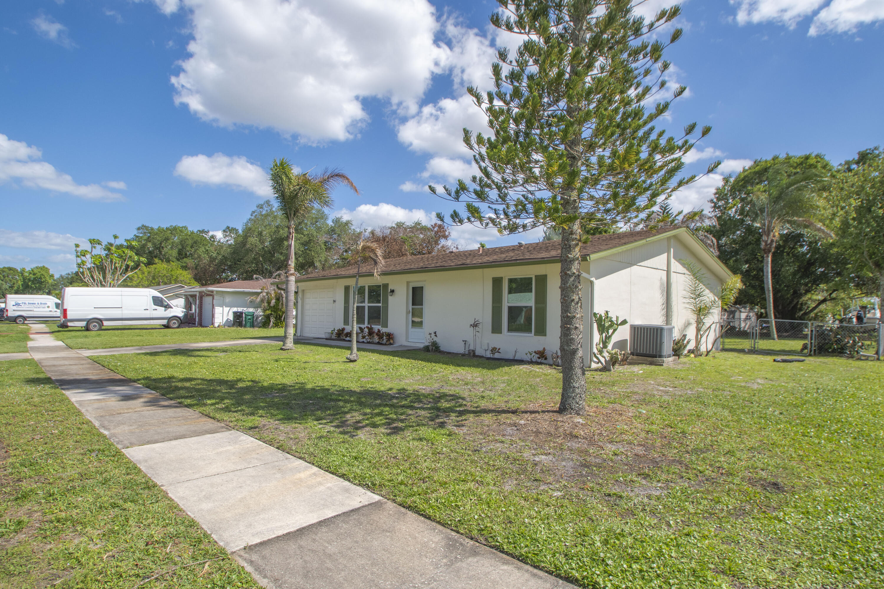 PORT ST LUCIE SECTION 45 - Residential