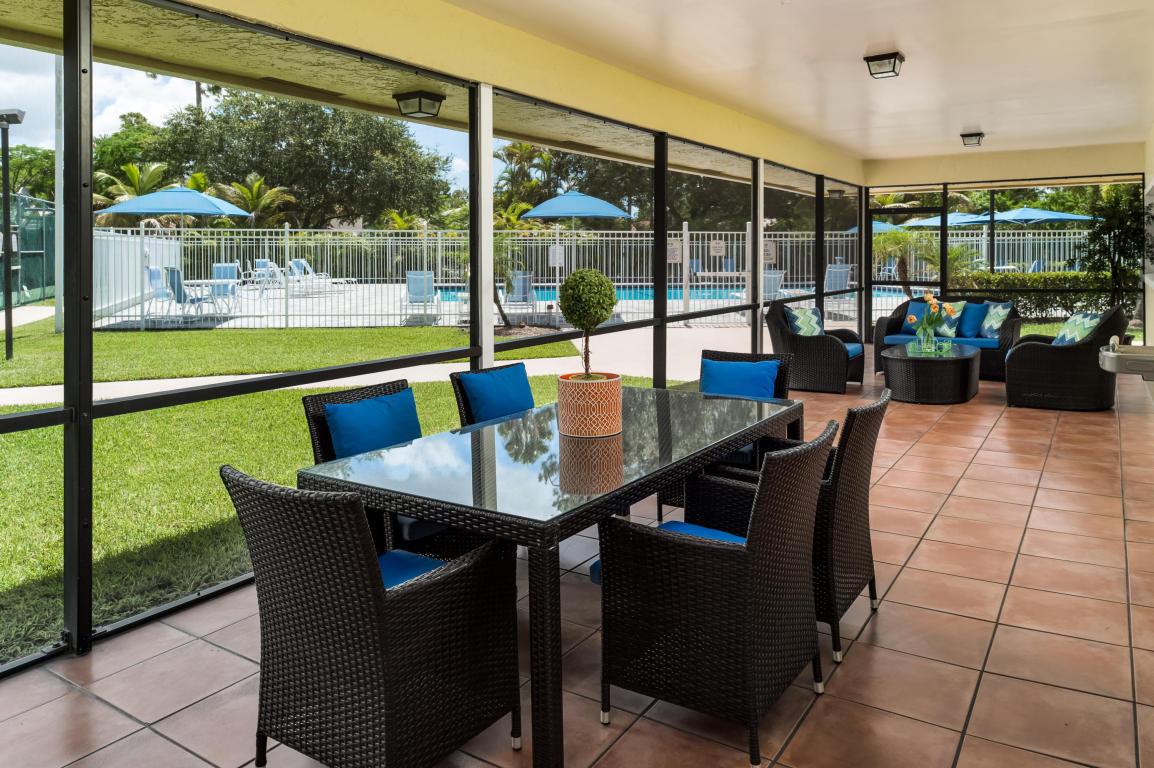 Palm Court - Residential Lease