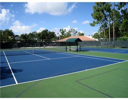 Palm Court - Residential Lease