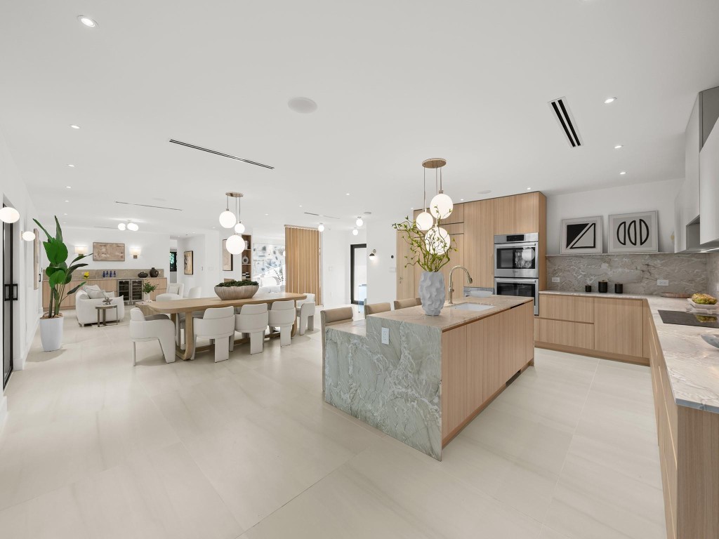 7125 SW 119th Street