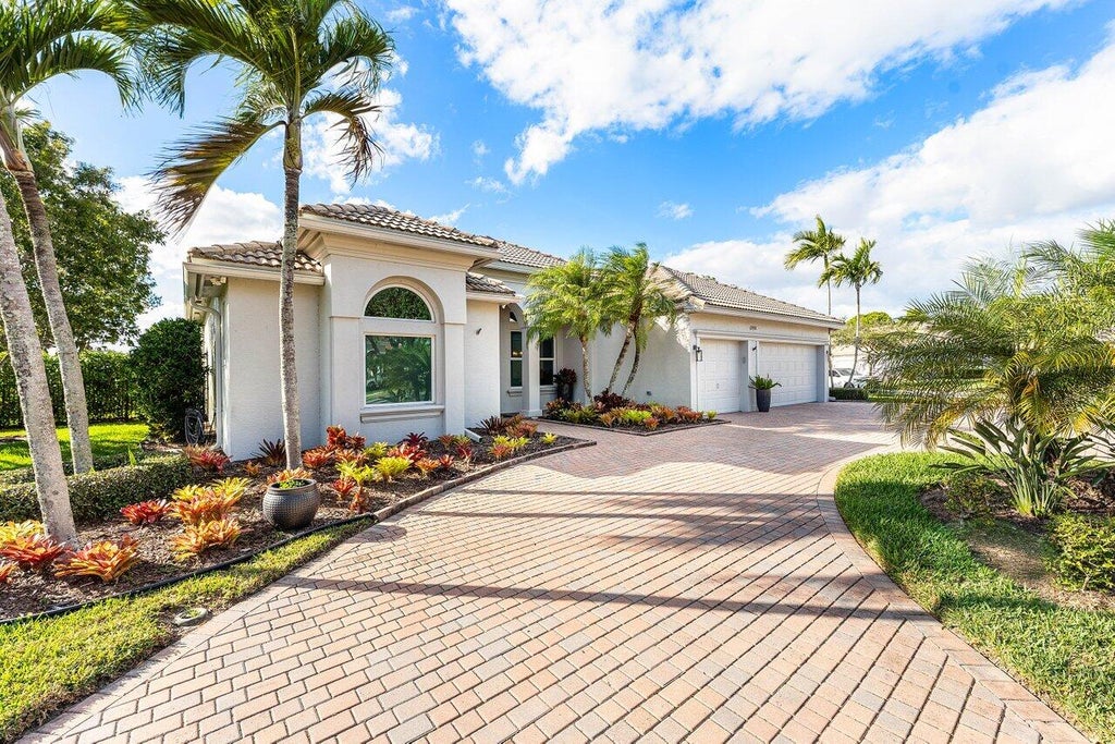 Photo of 6998 SE Sleepy Hollow Lane, Stuart, FL 34997 (MLS # R11156911)