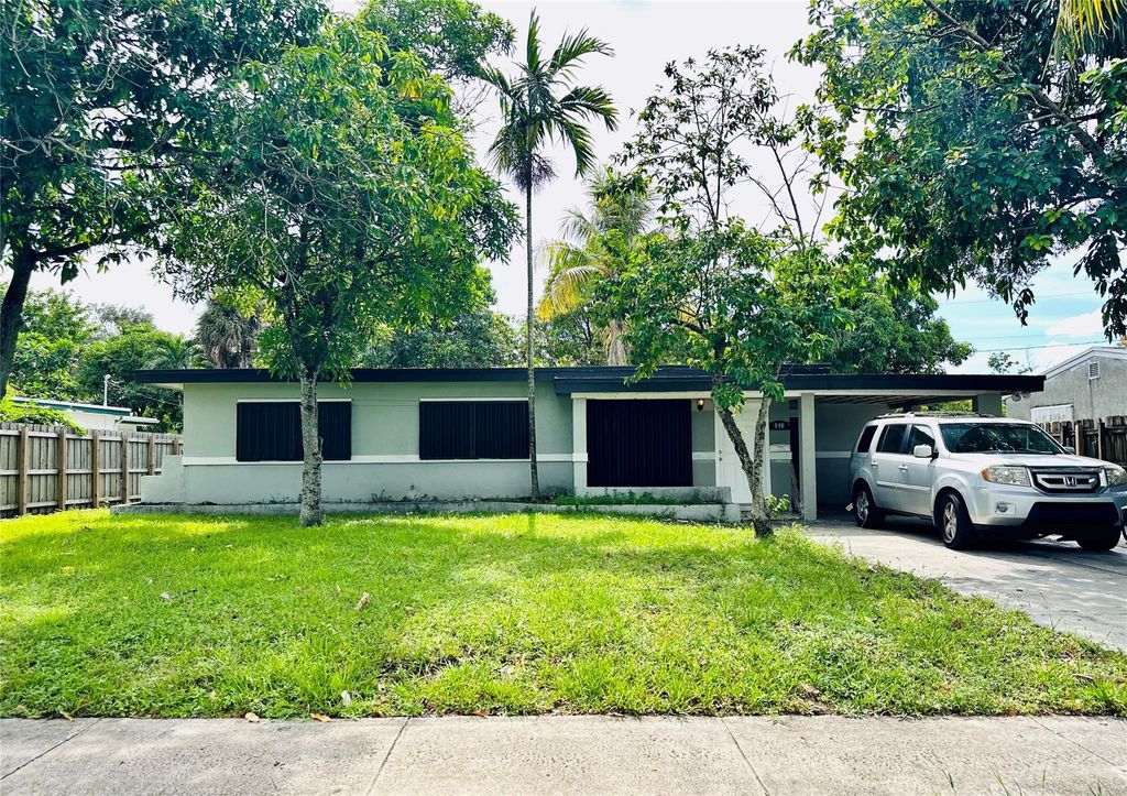 Photo of 940 Carolina Avenue, Fort Lauderdale, FL 33312 (MLS # F10467439)