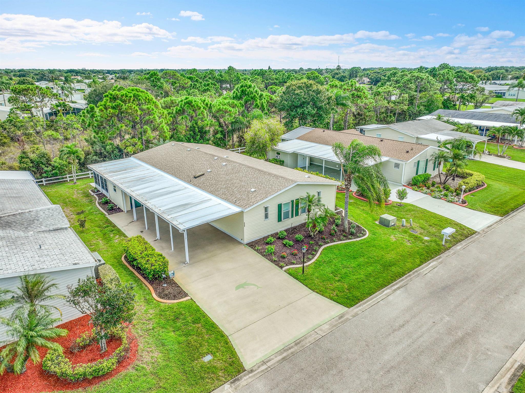 Eagle's Retreat at Savann - Residential