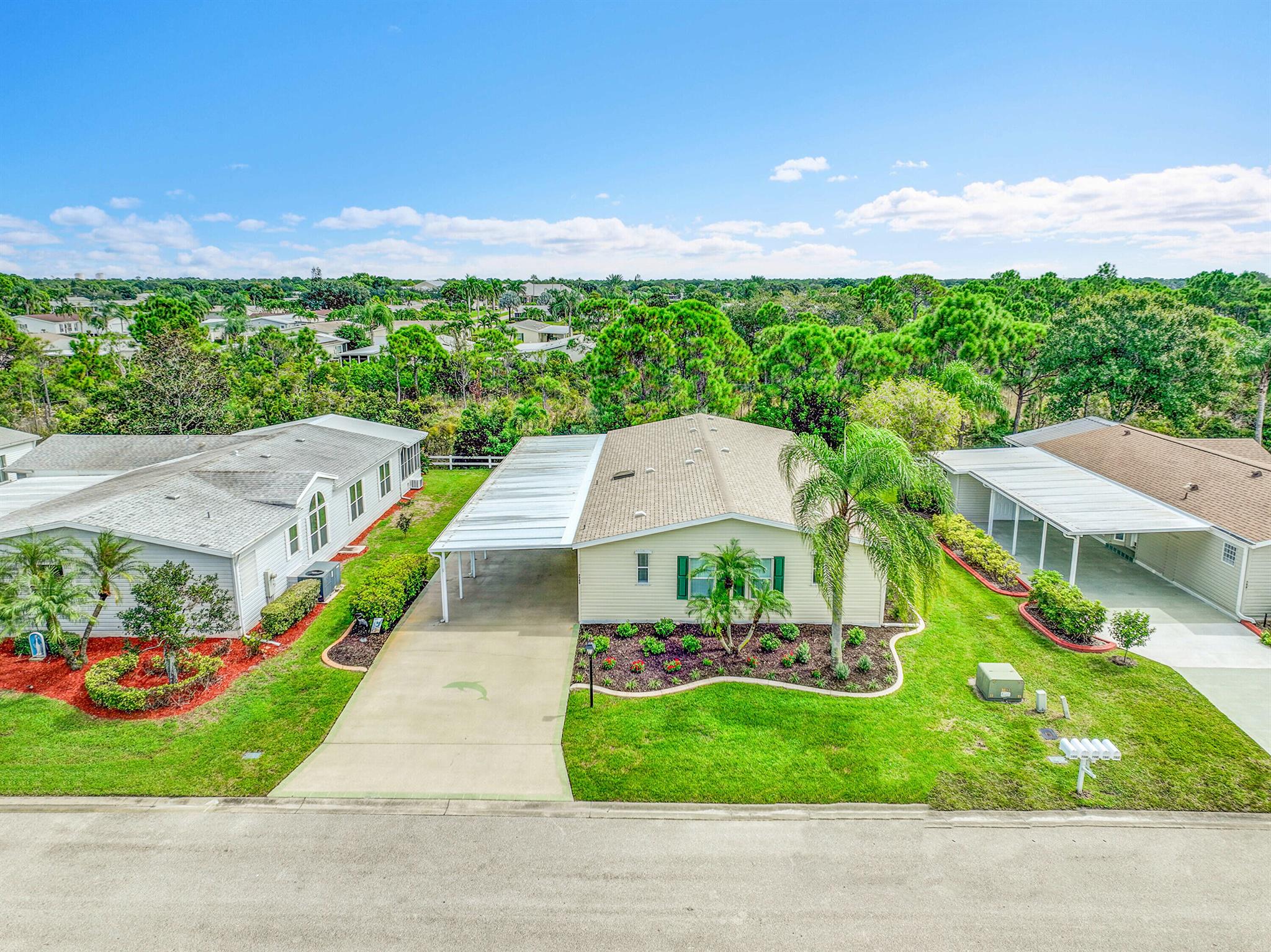 Eagle's Retreat at Savann - Residential